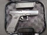 GLOCK G22 GEN 3 .40 CALIBER - 1 of 3