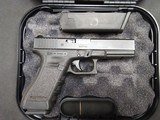 GLOCK G22 GEN 3 .40 CALIBER - 1 of 3