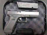 GLOCK G22 GEN 3 .40 CALIBER - 1 of 3