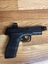 SPRINGFIELD ARMORY HELLCAT PRO 9MM LUGER (9X19 PARA) - 2 of 3