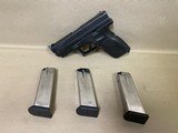 SPRINGFIELD ARMORY XD40 .40 S&W - 1 of 3