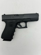GLOCK 23 .40 CALIBER - 2 of 3
