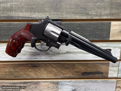 SMITH & WESSON 629-6 .44 MAGNUM
