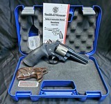 SMITH & WESSON Airlite 329PD .44 MAGNUM - 1 of 3