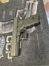 GLOCK 17 9MM LUGER (9X19 PARA) - 1 of 3