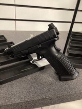 SPRINGFIELD XDM 9MM LUGER (9X19 PARA) - 1 of 2