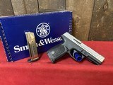 SMITH & WESSON SD9 VE SD9VE full size two tone 9MM LUGER (9X19 PARA) - 1 of 3