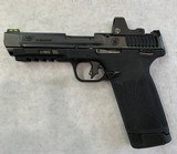 SMITH & WESSON M&P22 MAGNUM .22 WMR - 2 of 3
