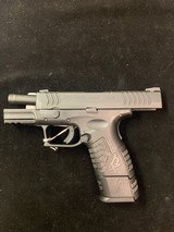 SPRINGFIELD ARMORY XDM-40 3.8 .40 CALIBER - 3 of 3