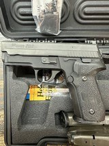 SIG SAUER P229R .40 S&W - 3 of 3