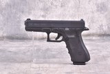 Glock G22Gen 4 .40 S&W - 2 of 3