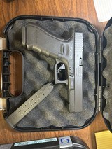 GLOCK 17 G17 GEN 4 9mm w/ 2 MAGS (POLICE TRADE-IN) 9MM LUGER (9X19 PARA) - 2 of 3