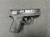 SMITH & WESSON M&P 40 SHIELD .40 S&W - 1 of 3