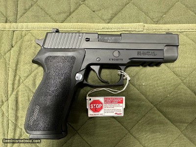 SIG SAUER SIG P220 220R-45-B .45 ACP