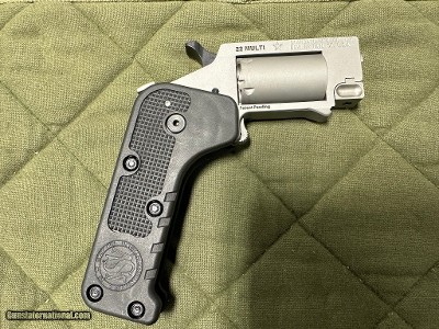 STANDARD MANUFACTURING SWITCH GUN .22 CAL