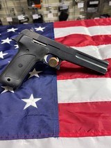 SMITH & WESSON MODEL 422 .22 LR - 1 of 3