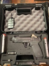 SMITH & WESSON M&P 5.7 5.7X28MM