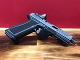 SHADOW SYSTEMS DR920 THREADED W/TRIJICON RM04 9MM LUGER (9X19 PARA)
