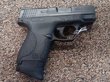 SMITH & WESSON M&P 40 SHIELD 9MM LUGER (9X19 PARA) - 1 of 3