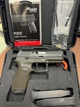 SIG SAUER P320 Carry - Police Trade In 9MM LUGER (9X19 PARA) - 1 of 2