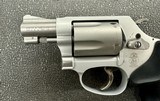 SMITH & WESSON 637-2 AIRWEIGHT .38 SPL - 2 of 3