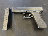 GLOCK G17 GEN2 9MM LUGER (9X19 PARA) - 1 of 3