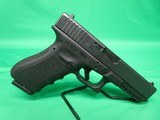 GLOCK 22 GEN3 .40 S&W - 2 of 3