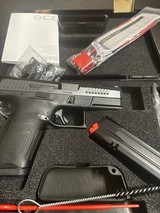 CZ P10 C 9MM LUGER (9X19 PARA) - 1 of 3