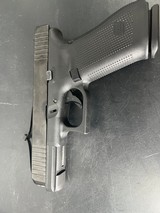 GLOCK 17 GEN 5 9MM LUGER (9X19 PARA) - 2 of 2