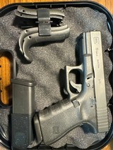 GLOCK 19 G19 Gen 4 (Police Trade In) 9MM LUGER (9X19 PARA) - 1 of 3