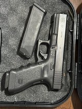 GLOCK g22 22 gen 3 POLICE TRADE-IN .40 S&W - 1 of 3