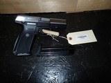 RUGER SR9 9MM LUGER (9X19 PARA) - 1 of 3