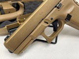 GLOCK 19 G19x FDE 9MM LUGER (9X19 PARA) - 2 of 3