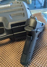 SMITH & WESSON M&P 9 EZ Shield 9MM LUGER (9X19 PARA) - 3 of 3