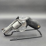 TAURUS 692 TRACKER .357 MAG - 1 of 3