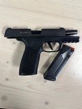 SIG SAUER P365 XMACRO 9MM LUGER (9X19 PARA) - 3 of 3