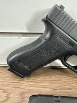 GLOCK 22 G22 GEN 4 .40 S&W - 2 of 3