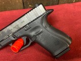 GLOCK 19 G19 compact gen 5 9MM LUGER (9X19 PARA) - 3 of 3