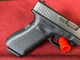 GLOCK G17 17 Gen 3 full size 9MM LUGER (9X19 PARA) - 3 of 3