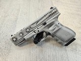 GLOCK 19Gen 3 9MM LUGER (9X19 PARA) - 2 of 2