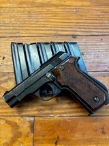 UNIQUE ARMES FRANCE Model 52 - 6 Mags .22 LR - 2 of 3