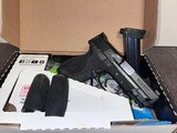 SMITH & WESSON M&P9 M2.0 COMPACT 9MM LUGER (9X19 PARA) - 1 of 2