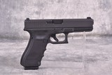 GLOCKG22 GEN 4 .40 S&W - 3 of 3