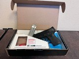 SMITH & WESSON SHIELD M2.0 9MM LUGER (9X19 PARA) - 1 of 2