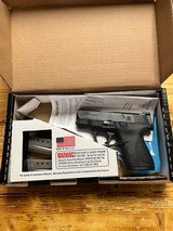 SMITH & WESSON M&P9 SHIELD 9MM LUGER (9X19 PARA) - 1 of 3