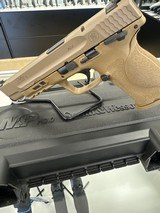 SMITH & WESSON M&P9 2.0 FDE 9MM LUGER (9X19 PARA) - 1 of 2