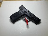 SMITH & WESSON M&P40 M2.0 .40 S&W - 2 of 2