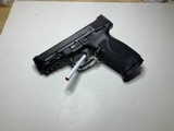 SMITH & WESSON M&P40 M2.0 .40 S&W - 1 of 2
