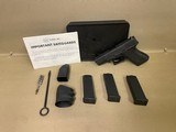 GLOCK G19 19 GEN 3 COMPACT 9MM LUGER (9X19 PARA) - 1 of 3