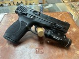 SMITH & WESSON M&P M2.0 COMPACT 9MM LUGER (9X19 PARA) - 2 of 3